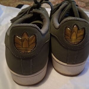 Adidas Kids Sneakers - Olive and Gold